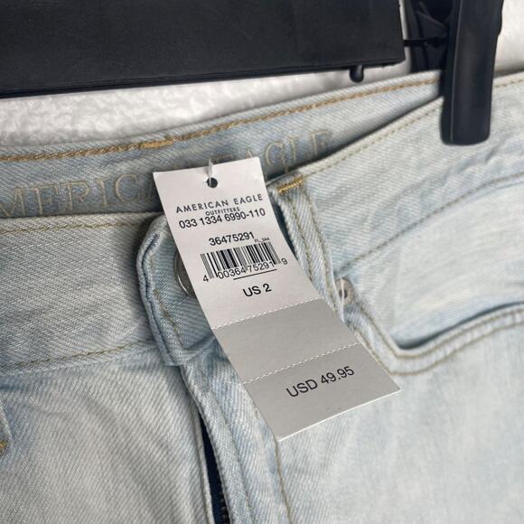 American Eagle Womens Shorts Size 2 Mom Short Light Wash Denim Jean Blue - Picture 3 of 15